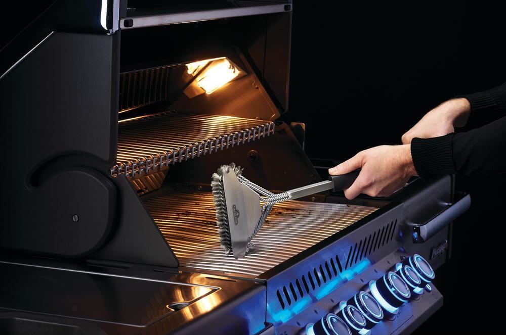 How Long Should You Let a Grill Cool Before Cleaning It?