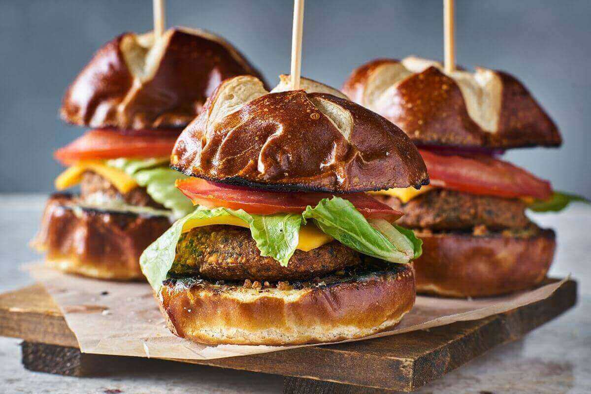 25 creative hamburger ideas with toppings, buns, patties, and sauces – DDR BBQ Supply