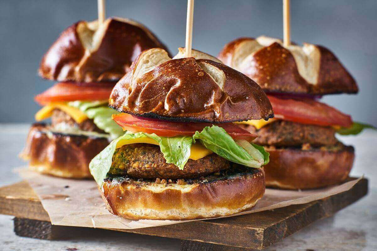 25 creative hamburger ideas with toppings, buns, patties, and sauces – DDR BBQ Supply
